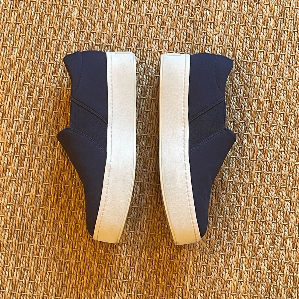 Vince Navy Slip-On Platform Sneaker | SZ US 6.5 / EU 36.5 - Picture 5 of 7